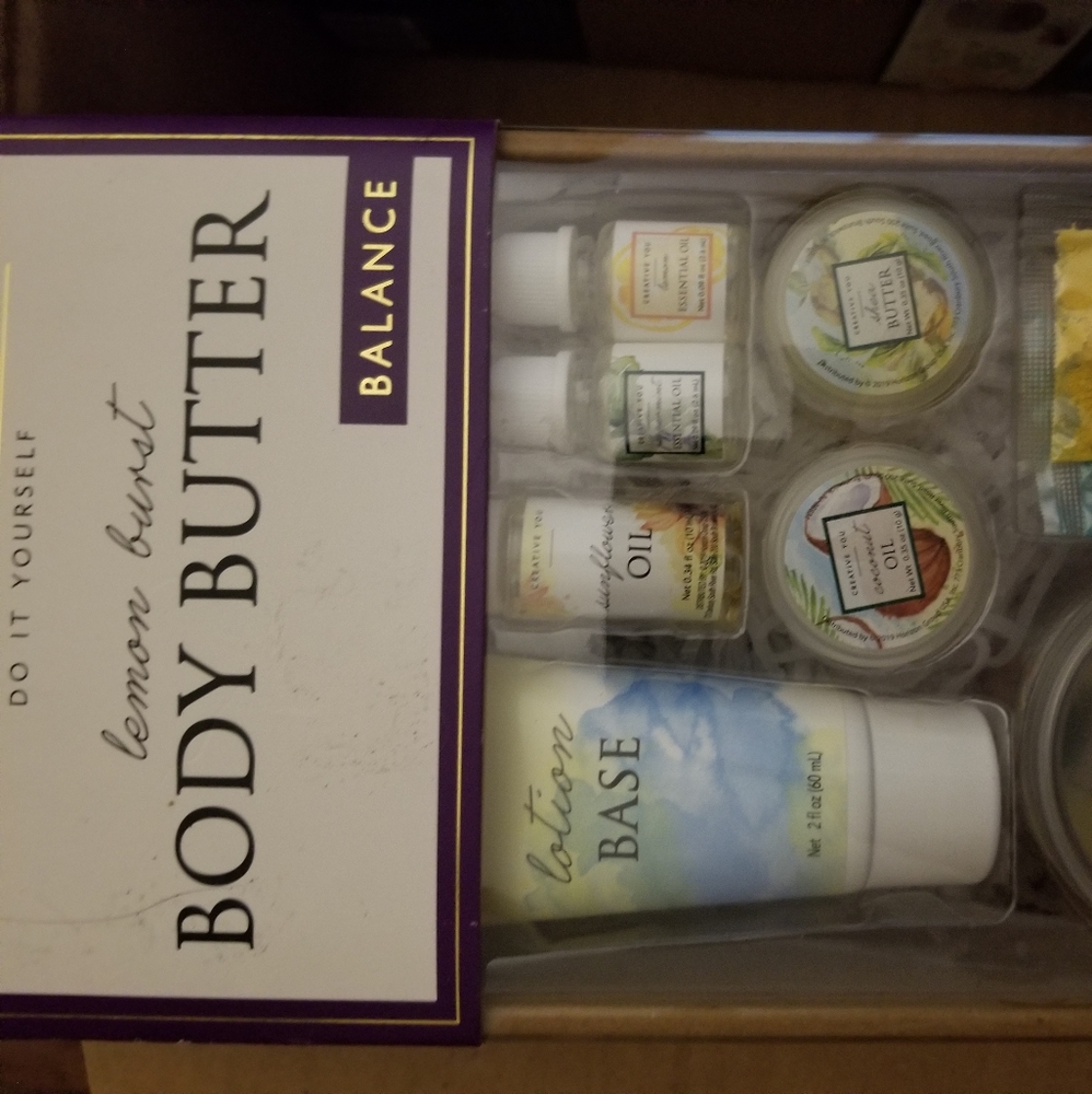 Body Butter - Picture 2 of 3